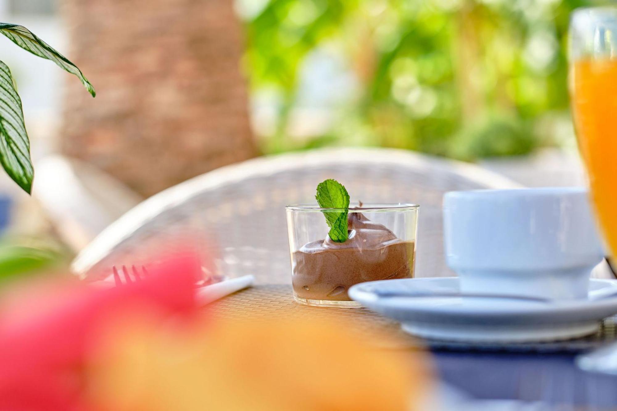 Hotel Boutique Bon Repos - Adults Only Santa Ponsa Dış mekan fotoğraf