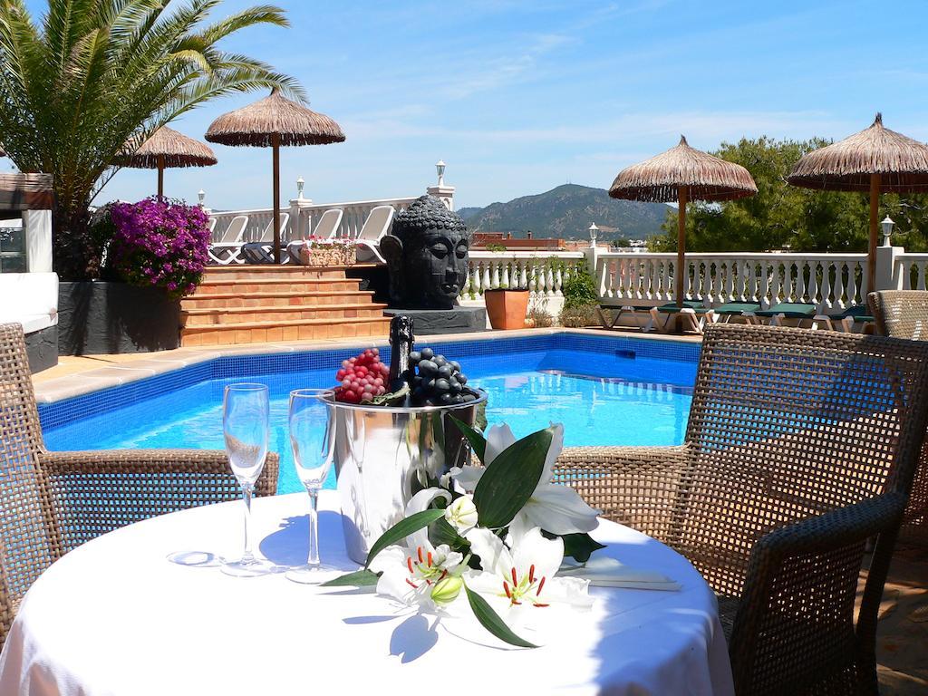 Hotel Boutique Bon Repos - Adults Only Santa Ponsa Dış mekan fotoğraf